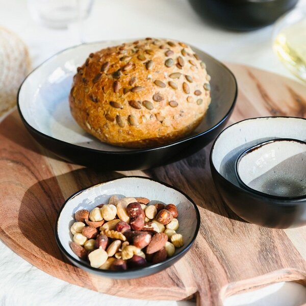 Czarna/beżowa kamionkowa miska 390 ml Lunar – Salt&Pepper