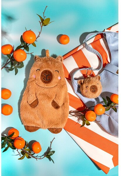 Beżowy termofor Coco Capybara – Sass & Belle