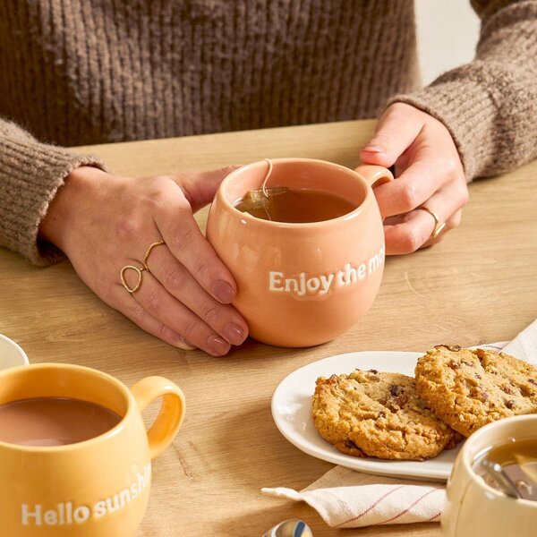 Różowy kamionkowy kubek 420 ml Muggies – Salt&Pepper