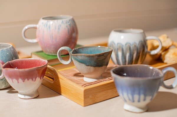 Beżowy kubek ceramiczny Coralie – Sass & Belle