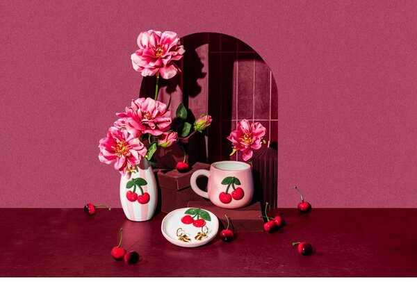 Jasnoróżowy kubek Cherry – Sass & Belle