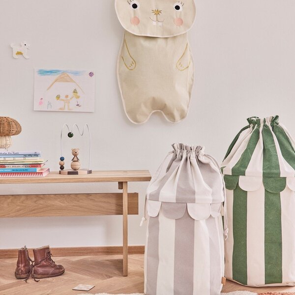 Kremowy tekstylny organizer wiszący 40x1x82 cm Darling Rabbit – OYOY Mini