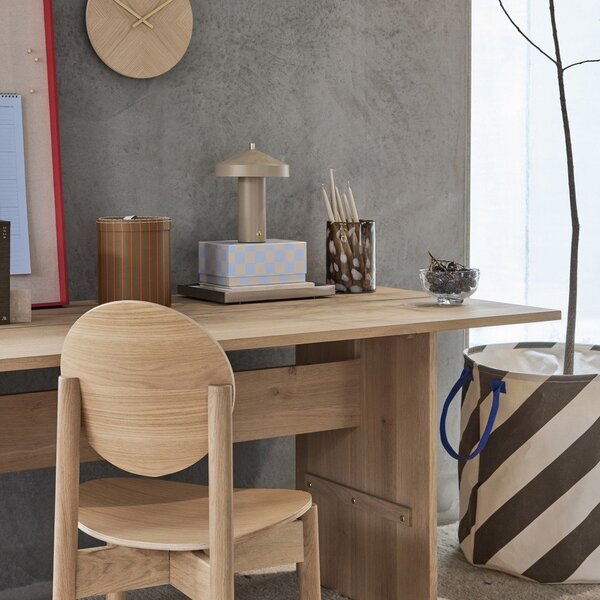 Metalowa taca dekoracyjna 24,5x31,5 cm Bakku – OYOY Living Design