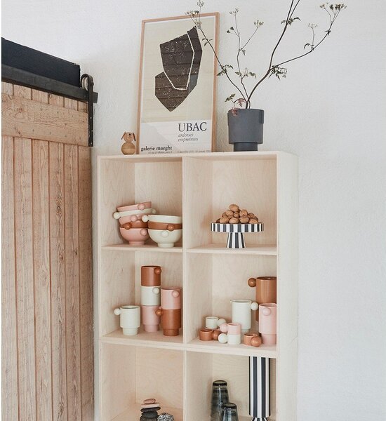Jasnoróżowa porcelanowa miska do serwowania Inka – OYOY Living Design