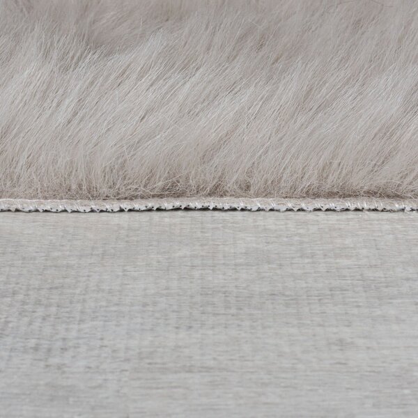 Brązowa syntetyczna skóra 80x150 cm Alpine Faux Fur – Flair Rugs