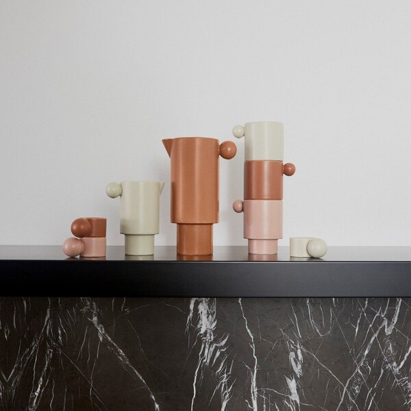 Jasnoróżowy porcelanowy kubek Inka – OYOY Living Design